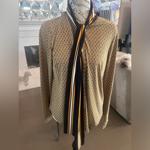 🆕 Michael Kors Geo-Print Bow Blouse - Picture 11 of 17